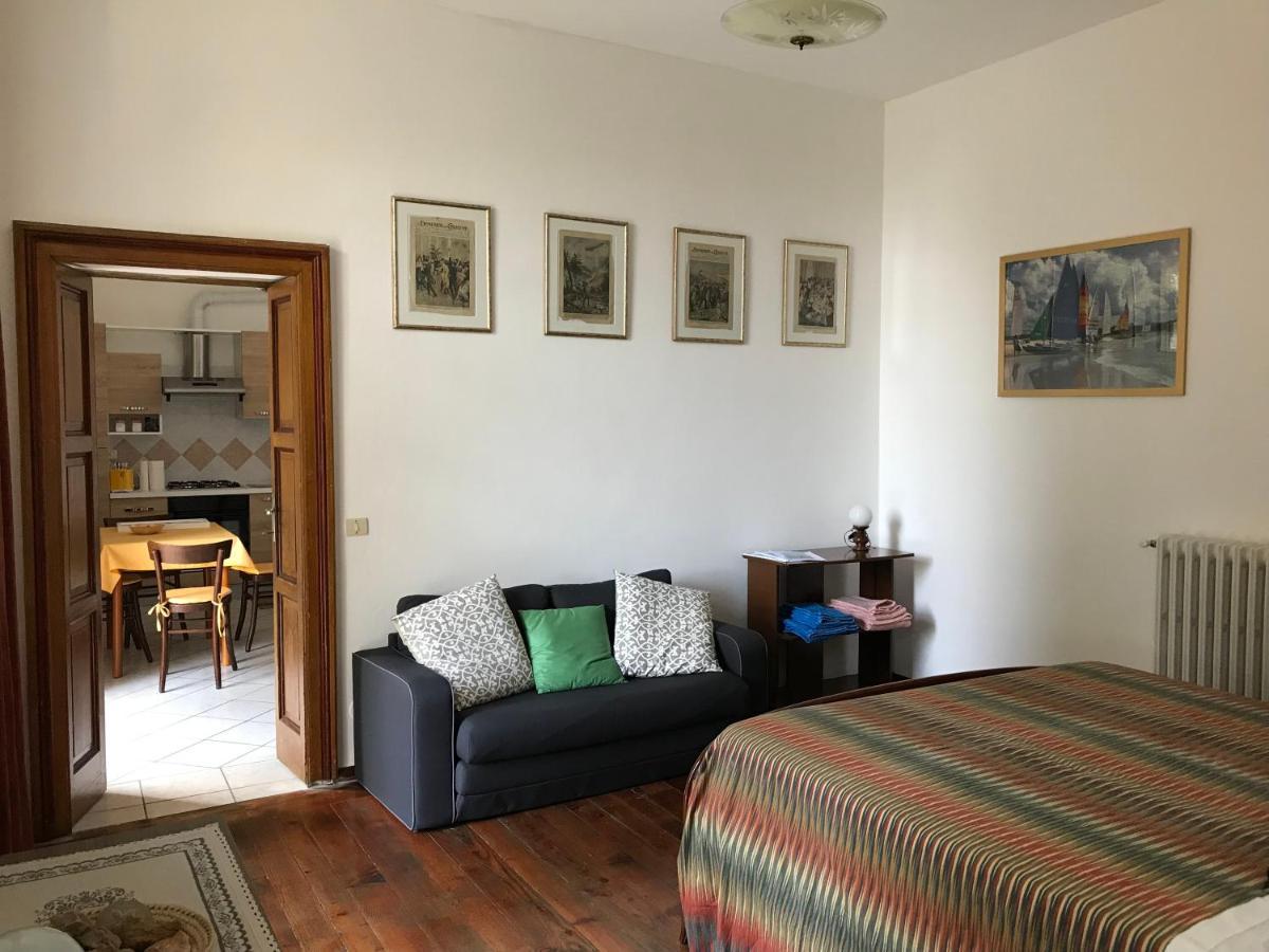 Villa Ombrosa Nebbiuno Eksteriør billede